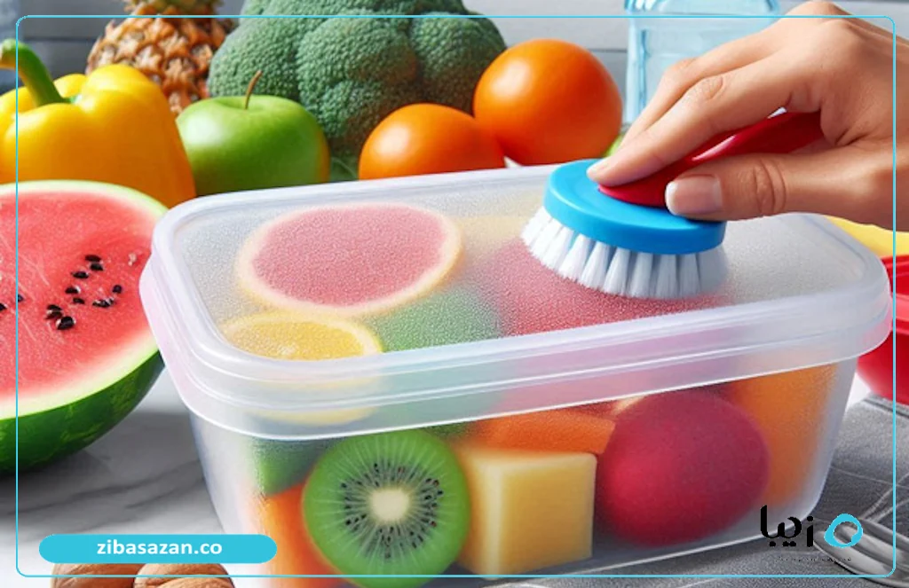 Washing plastic containers